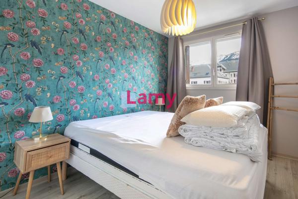 Annexe + appartement + parking