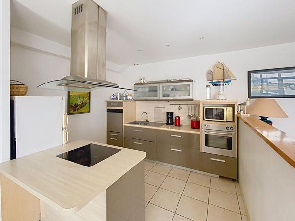 BIEN D'EXCEPTION CONCARNEAU Appartement de 101 m² de plain pied avec vue mer proche du centre ville