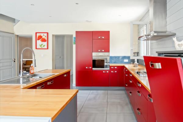 BRIGNE 49700 - MAISON FAMILIALE RENOVEE – 203 m² – 5 CHAMBRES – TERRASSE - GARAGE