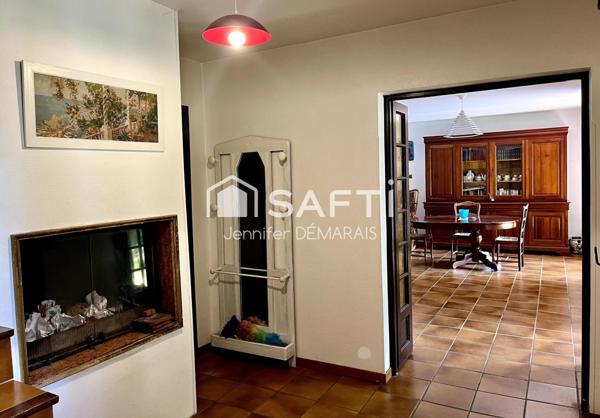 MAISON D'ARCHITECTE GRATENTOUR 150M2 JARDIN ARBORE AVEC PISCINE