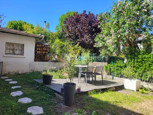 Vente Appartement92 m² - 4 Pièces - CLAMART (92140)
