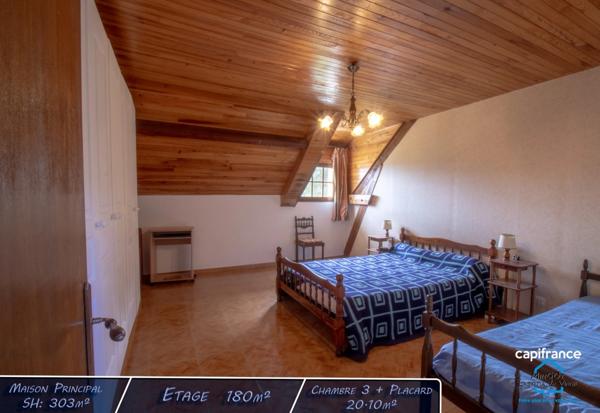 Propriété 8 pièces - 354 m²