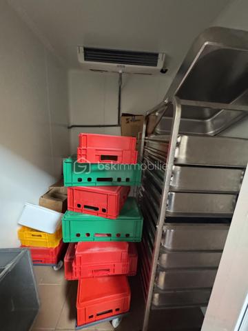 Local d'activités de 316 m²