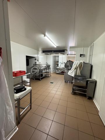 Local d'activités de 316 m²