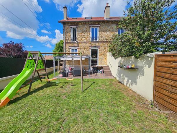 Jolie maison située à moins de 10 minutes de la gare