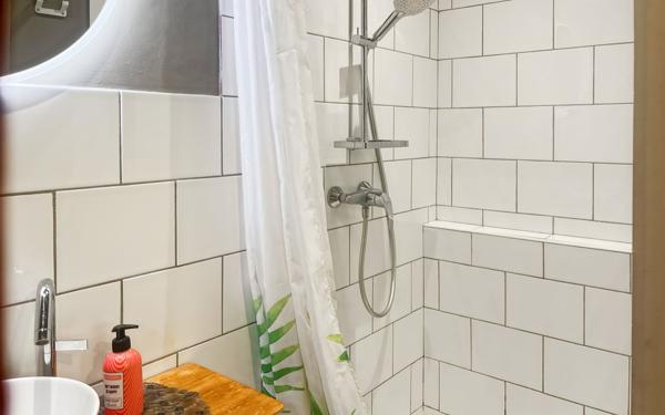 Maison à vendre    8 pièces •  Marseillan