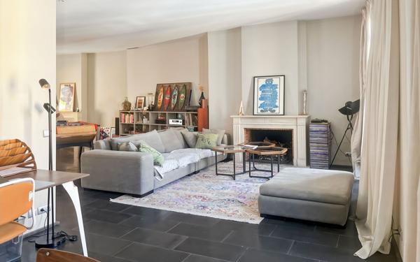 Maison à vendre    8 pièces •  Marseillan