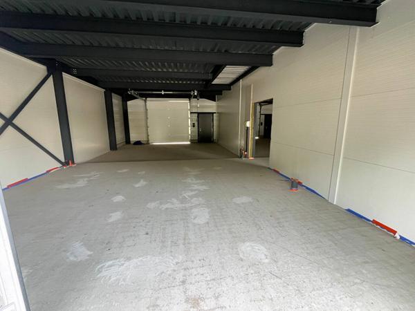 Locaux d'activité à Chignin de 60 à 300 m2 idéalement situés