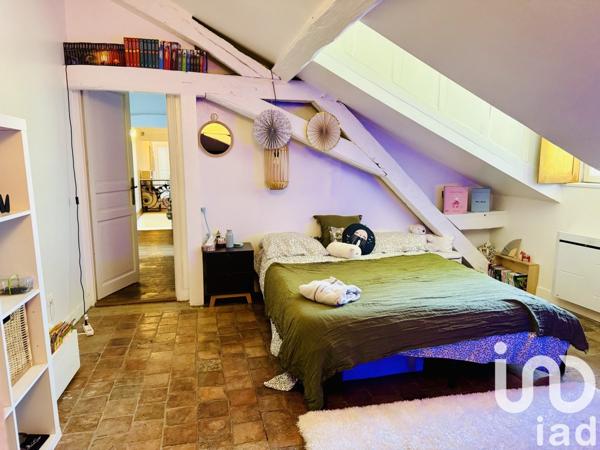 Demeure 8 pièces de 250 m² à Orléans (45000)