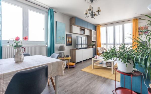 Appartement à vendre    3 pièces • 60,64 m2 Saint-Maur-des-Fossés