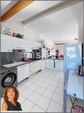 Appartement T4 duplex de 96m² + garage + places extérieures