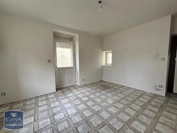 Maison à louer 4 pièces 95.77m² Dercy (02270)