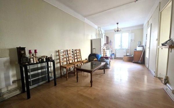 Maison à vendre    3 pièces • 54,80 m2 Ivry-sur-Seine
