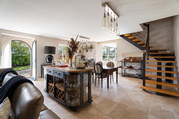 Vente Maison182,51 m² - 6 Pièces - SAINT MELOIR DES ONDES (35350)