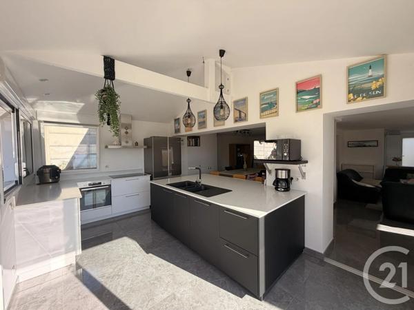 Maison à vendre  5 pièces - 155 m 2   PORNIC  - 44