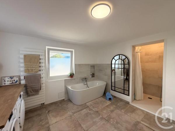 Maison à vendre  5 pièces - 155 m 2   PORNIC  - 44