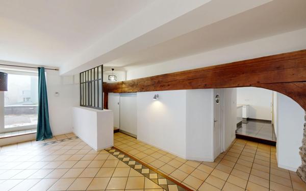 Maison à vendre    6 pièces •  Saint-Étienne