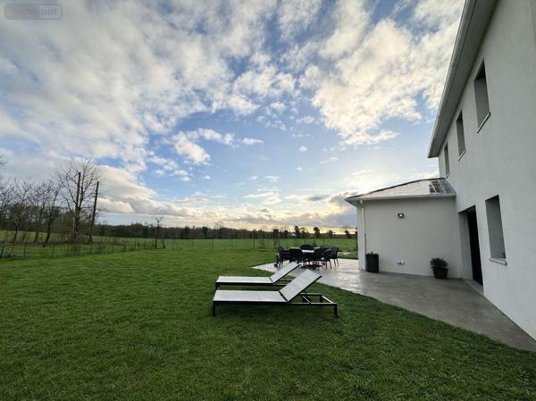 Maison à vendre à Combourg en Ille-et-Vilaine (35270), ref : 091-806   
Tramel