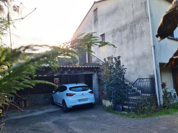 Alès (30100) Joli appartement en duplex au 1er étage d'une maison de ville