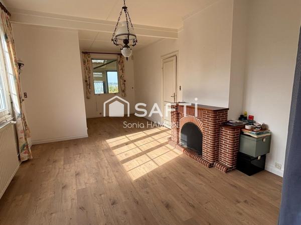 Carantec – Quartier du Varquez – Maison de caractère à rénover, seconde ligne mer