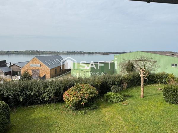 Carantec – Quartier du Varquez – Maison de caractère à rénover, seconde ligne mer