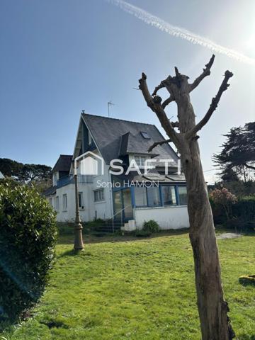 Carantec – Quartier du Varquez – Maison de caractère à rénover, seconde ligne mer