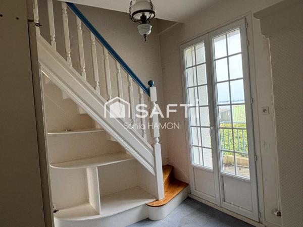 Carantec – Quartier du Varquez – Maison de caractère à rénover, seconde ligne mer