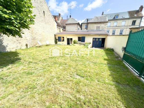 Maison atypique avec jardin sans vis-à-vis en plein centre ville