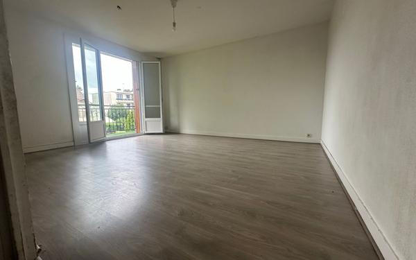 Appartement à vendre    2 pièces • 49,35 m2 Saint-Maur-des-Fossés