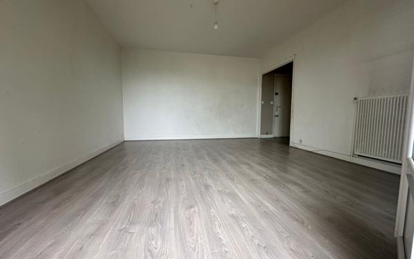 Appartement à vendre    2 pièces • 49,35 m2 Saint-Maur-des-Fossés