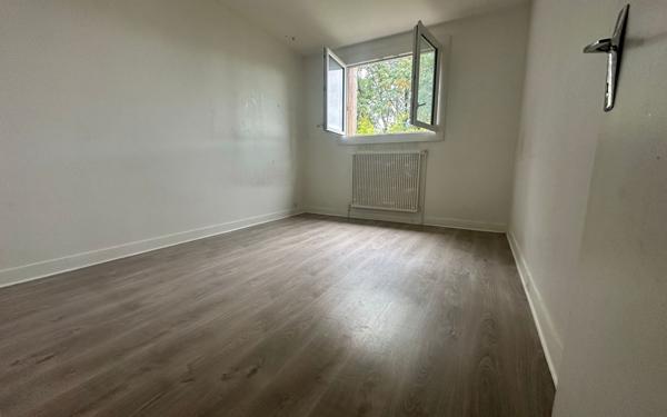 Appartement à vendre    2 pièces • 49,35 m2 Saint-Maur-des-Fossés