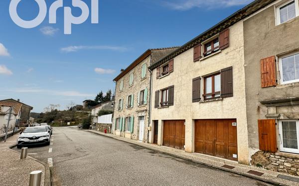 Maison à vendre    3 pièces •  Meyras