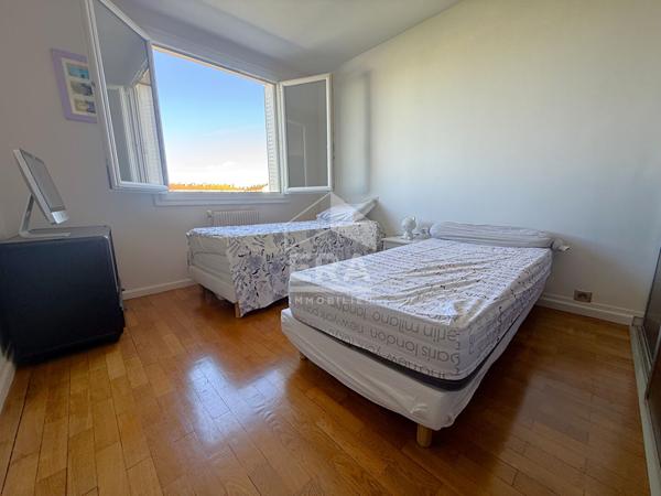 Appartement Villeurbanne Flachet 3 pièce(s) 63.9 m2 + Parking et Cave