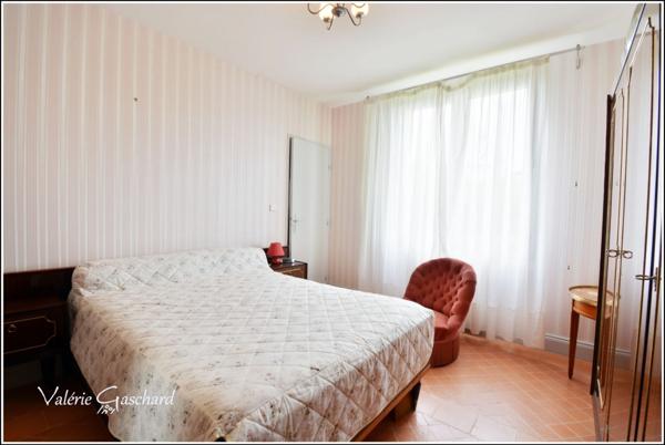 Maison 174 m² + piscine et dépendances sur 3,5 ha de terrain