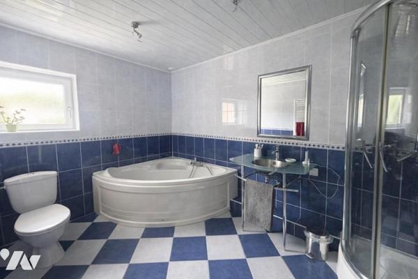 En campagne à 4 kms du Centre de Saint Philbert de Grand Lieu Maison avec terrain de 1885 m² 