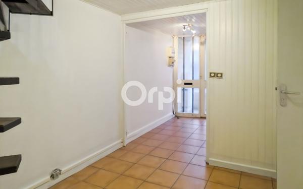 Maison à vendre    6 pièces •  Fosses