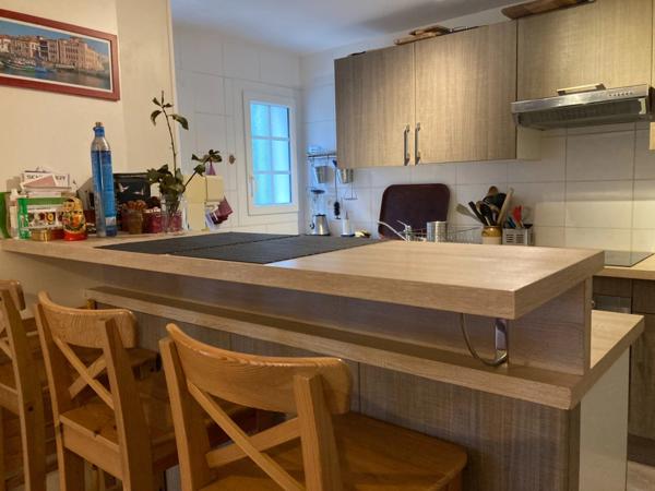 Magnifique appartement à vendre d'une suface de 88 m² avec une terrasse de 70m² et garage sur 30 m².