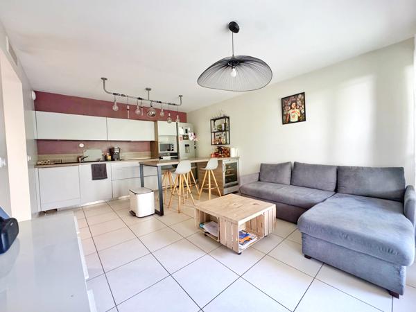 Appartement 3 pièce(s) 2 chambre(s) 57.62 m²