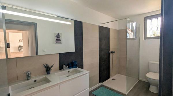 Villa T4 de 126m², parfait etat , calme lumineuse piscinable sur 578 m² de terrain.