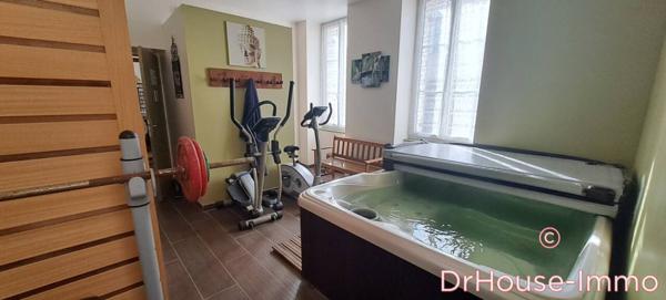 Maison à vendre 14 pièces de 365 m²