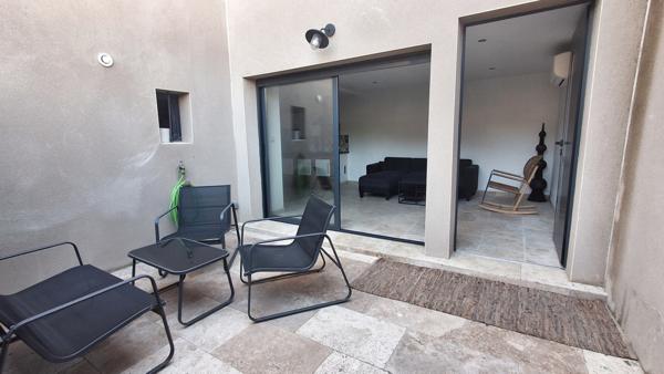 Septèmes-les-Vallons (13240) Villa indépendante ,plein sud composée de 2 logements