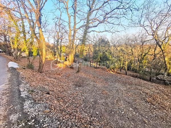 Terrain de 1 986 m²