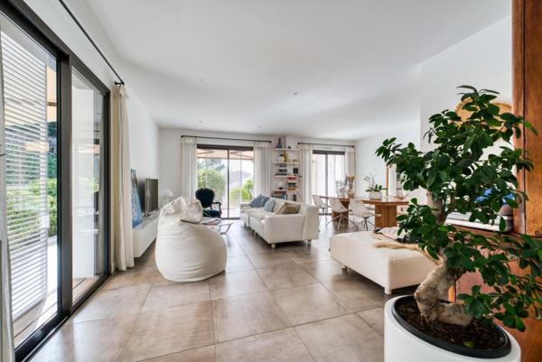 Pontaillac – L’esprit maison à deux pas de l’océan”