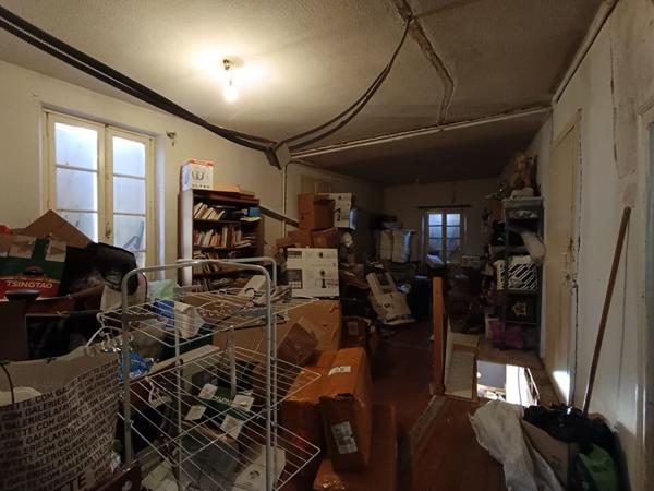 Immeuble OPPORTUNITÉ RARE ? IMMEUBLE DE 223 m² ? EMPLACEMENT N°1 ? RESTAURANT AVEC TERRASSE ET FORT POTENTIEL