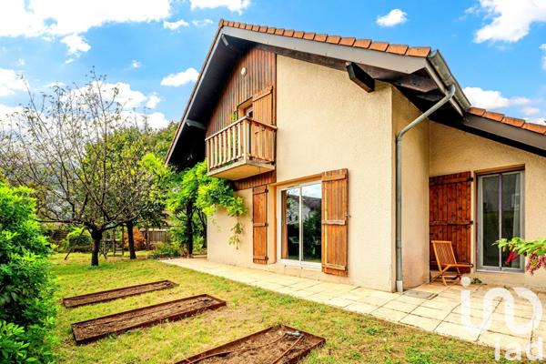 Maison à vendre 5 pièces 107 m² Saint-Égrève