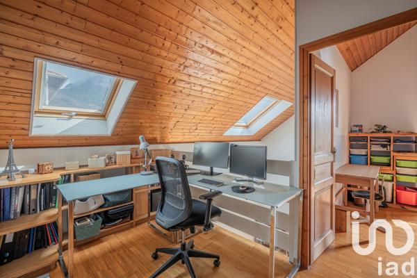 Maison à vendre 5 pièces 107 m² Saint-Égrève