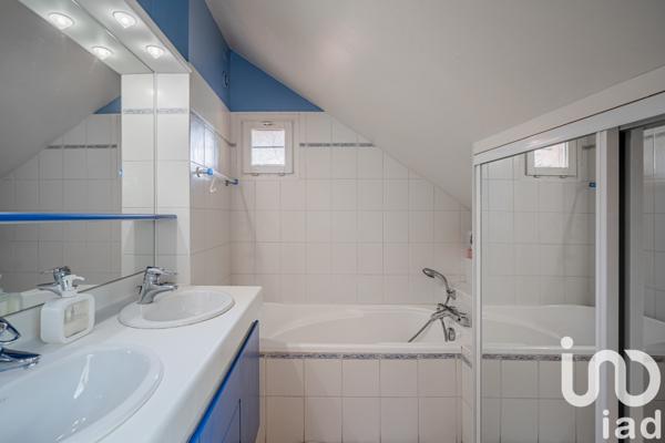 Maison à vendre 5 pièces 107 m² Saint-Égrève