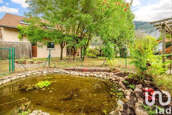 Maison à vendre 5 pièces 107 m² Saint-Égrève