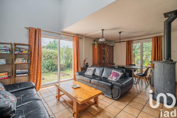 Maison à vendre 5 pièces 107 m² Saint-Égrève