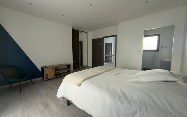 Maison à vendre    7 pièces • 240,37 m2 Auvers-sur-Oise
